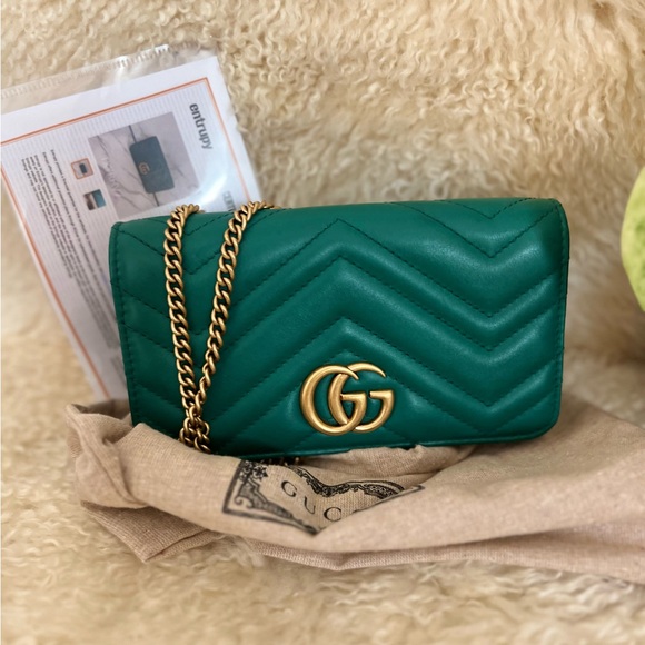 Gucci GG Marmont Matelasse Super Mini Bag in Emerald Green. *EUC - Picture 16 of 16